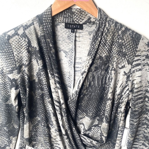 (AA4) 1.STATE Draped Top, Size Small, NWT - Picture 5 of 12